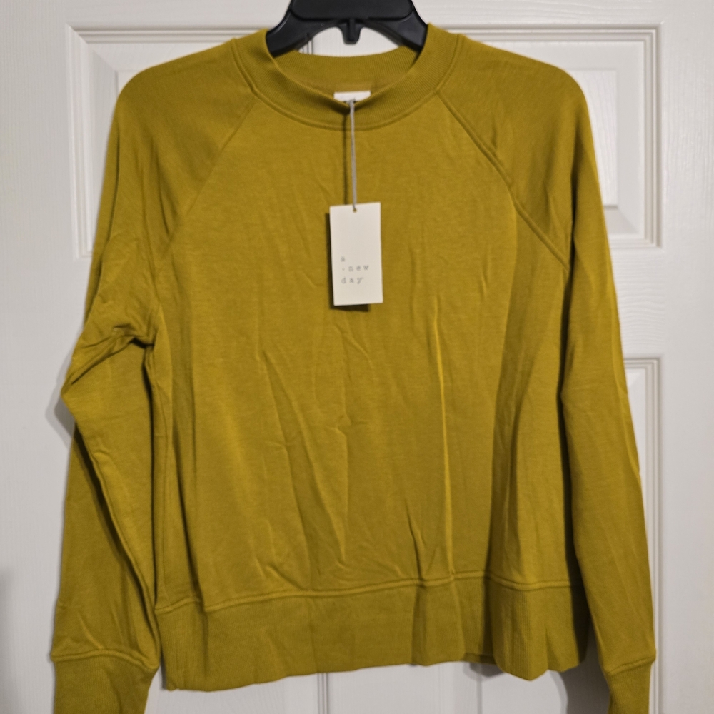 Mustard Yellow/Green Sweatshirt